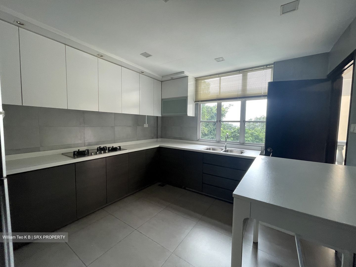 La Suisse (D11), Condominium #424231001